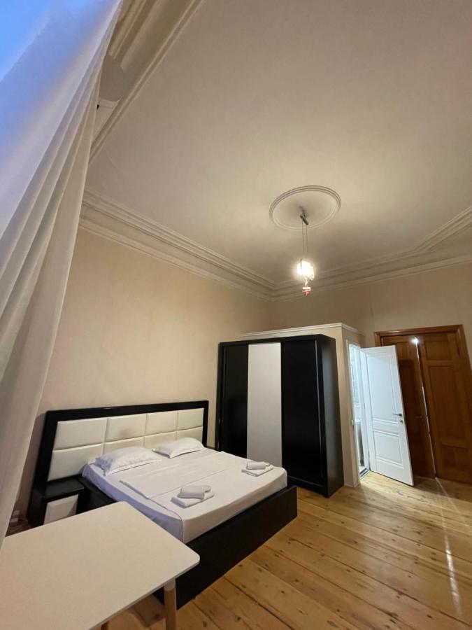 Downtown Room Tbilisi Eksteriør billede