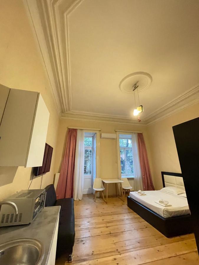 Downtown Room Tbilisi Eksteriør billede
