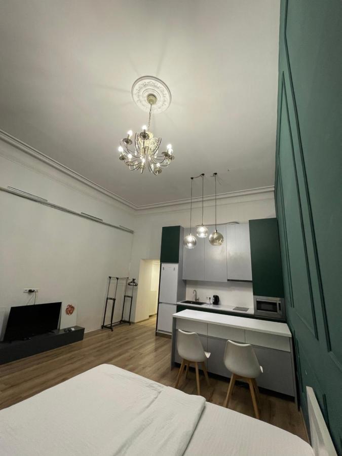 Downtown Room Tbilisi Eksteriør billede