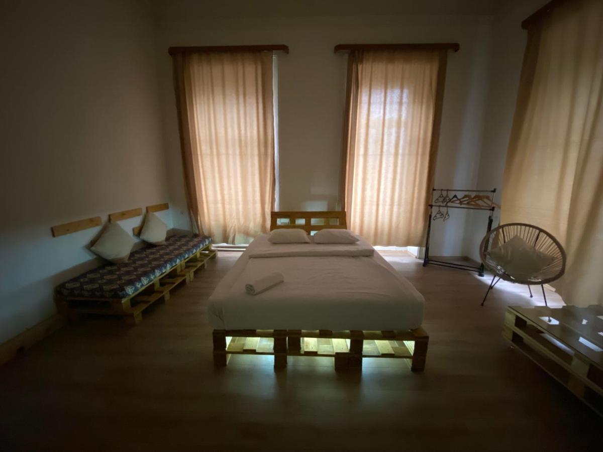 Downtown Room Tbilisi Eksteriør billede